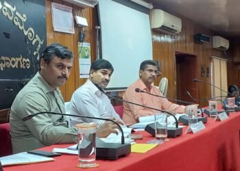 ಶಿವಮೊಗ್ಗ ಜಿಲ್ಲೆಯ ಮಳೆ ಹಾನಿ ಪ್ರಮಾಣ ಎಷ್ಟು ಗೊತ್ತಾ? ಈಬಗ್ಗೆ ಡಿಸಿ ಡಾ.ಸೆಲ್ವಕುಮಾರ್ ಹೇಳಿದ್ದೇನು?