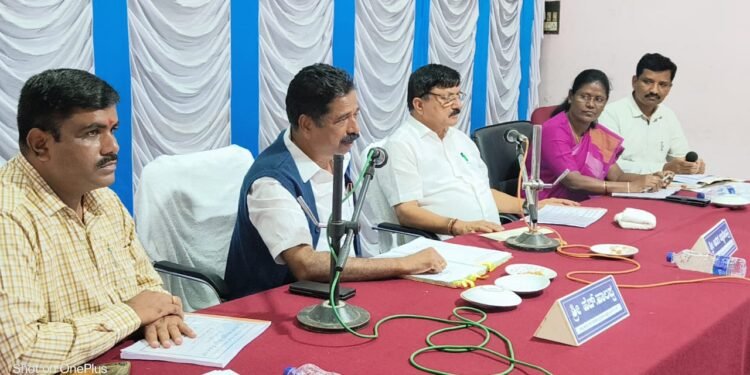 ರಾಜ್ಯದಲ್ಲಿ 8 ಸಾವಿರ.. ಪ್ರತಿ ಶಾಸಕರ ವ್ಯಾಪ್ತಿಯಲ್ಲಿ 30 ಶಾಲಾ ಕೊಠಡಿ | ಗೃಹ ಸಚಿವ ಆರಗ ಜ್ಞಾನೇಂದ್ರ