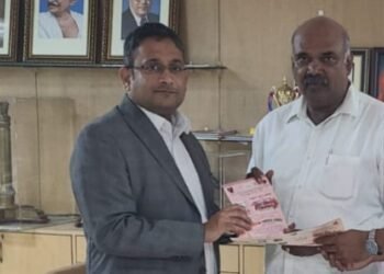 ಪತ್ರಕರ್ತರ ಸೌಲಭ್ಯಗಳ ಬಗ್ಗೆ ವಾರ್ತಾ ಇಲಾಖೆ ಗಮನ ಸೆಳೆದ ಕೆಯುಡಬ್ಲ್ಯೂಜೆ: ಸ್ಪಂದಿಸಿದ ಆಯುಕ್ತ ಡಾ.ಪಿ.ಎಸ್.ಹರ್ಷ | ಗ್ರಾಮೀಣ ಪತ್ರಕರ್ತರಿಗೂ ಬಸ್ ಪಾಸ್ ನೀಡಲು ಆಗ್ರಹ