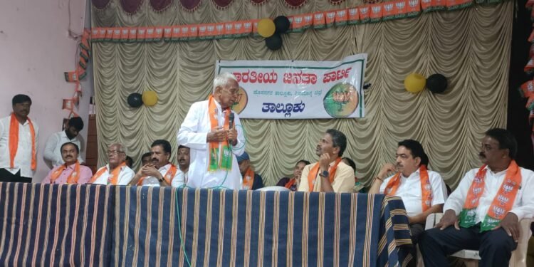 ಎಂಪಿ, ಸಚಿವ ಶಾಸಕರನ್ನು ಹಾಡಿ ಹೊಗಳಿದ ಬಿ.ಸ್ವಾಮಿರಾವ್ | ಈ ನಡುವೆ ಹರತಾಳು ಹಾಲಪ್ಪನವರೇ ಸಾಗರ ಕ್ಷೇತ್ರದ ನಮ್ಮ ಅಭ್ಯರ್ಥಿ ಎಂದು ಘೋಷಿಸಿದ ಮಾಜಿ ಶಾಸಕರು