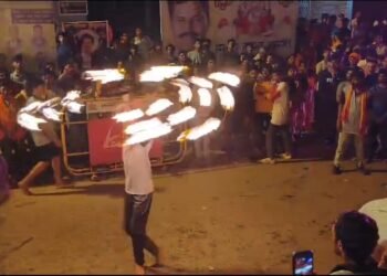 ಬೆಂಕಿಯಾಟಕ್ಕೆ ಮನಸೋತ ಸಾಗರದ ಜನತೆ