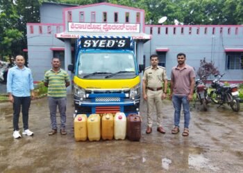 450 ಲೀ ಡಿಸೇಲ್ ಕದ್ದ ಆರೋಪಿತರಿಂದ 9 ಲಕ್ಷದ ಟಾಟಾ ಗೂಡ್ಸ್ ವಾಹನ, 15 ಸಾವಿರ ನಗದು ವಶ